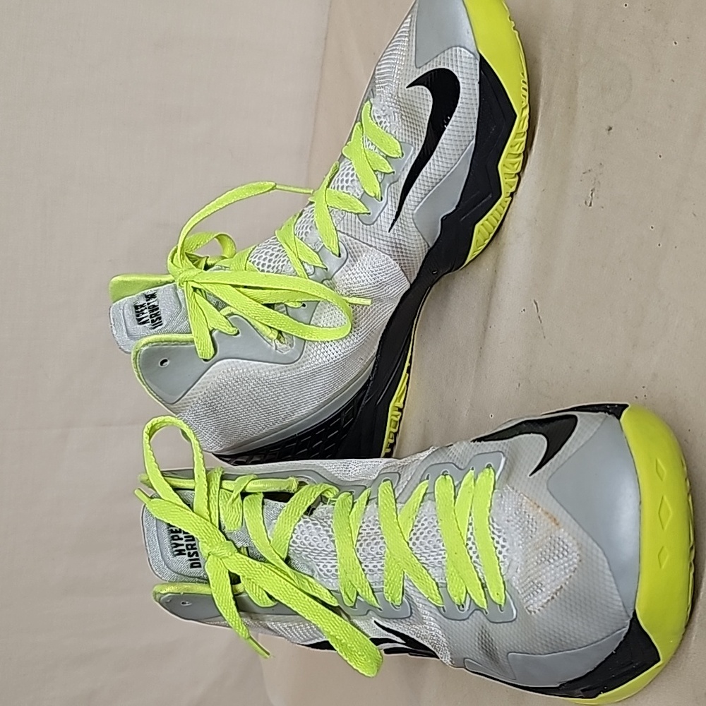 disruptor shoes nike